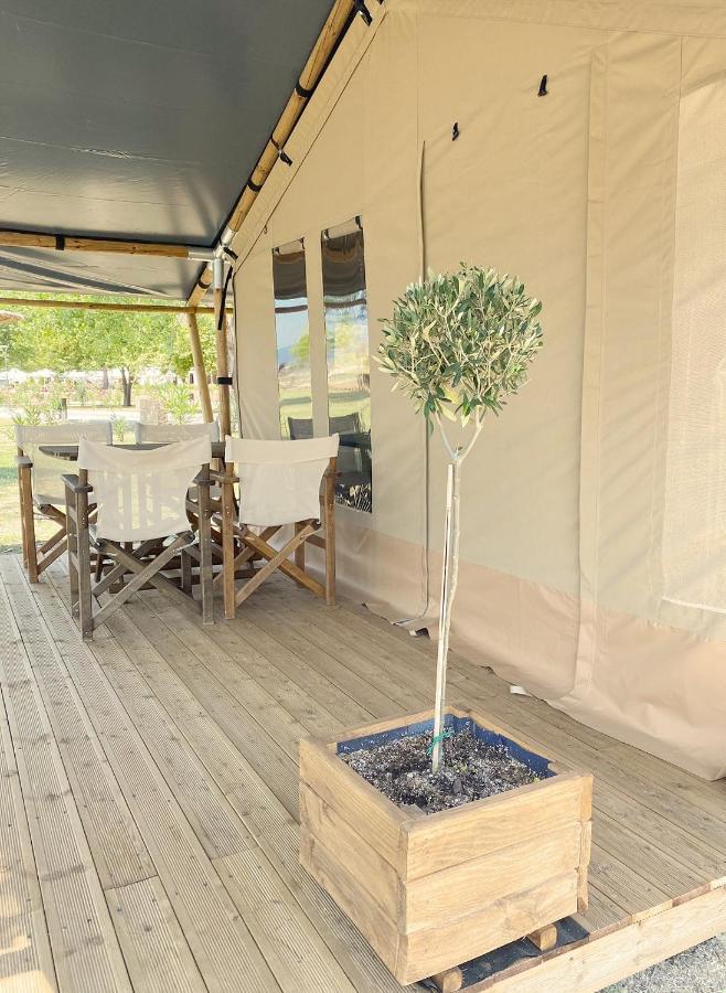 Mareleon Camping Ofrinion Luaran gambar